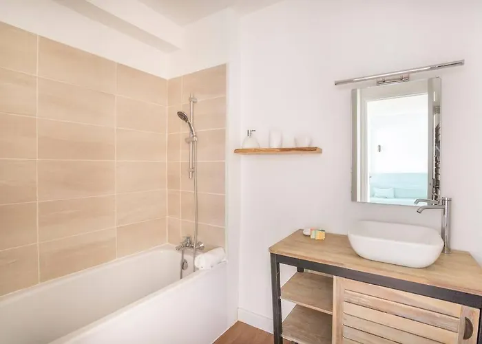 Joli Cocon Au Coeur De Daire *